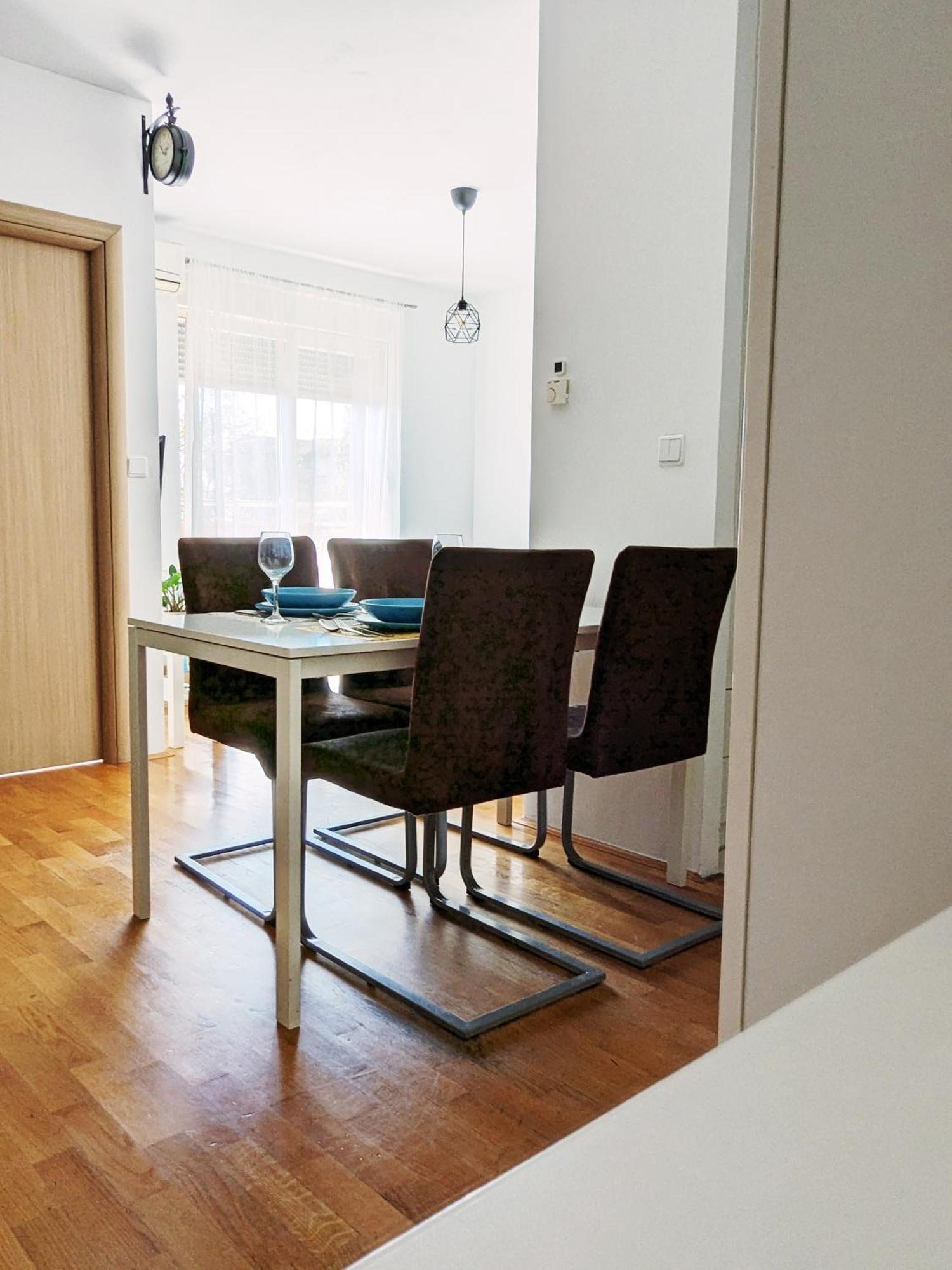 Doma-Lu Apartment-Near Airport And Highway- Free Parking Velika Mlaka Exteriér fotografie