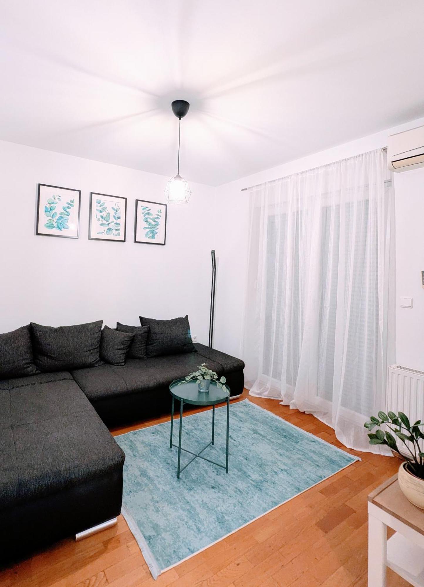 Doma-Lu Apartment-Near Airport And Highway- Free Parking Velika Mlaka Exteriér fotografie