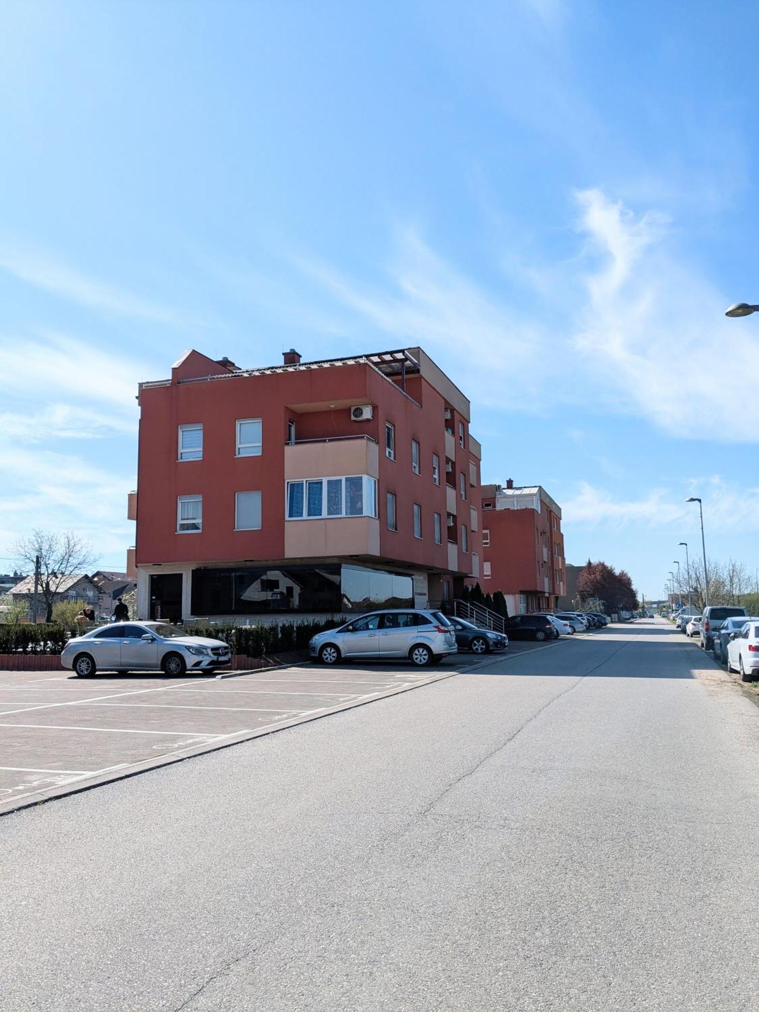 Doma-Lu Apartment-Near Airport And Highway- Free Parking Velika Mlaka Exteriér fotografie